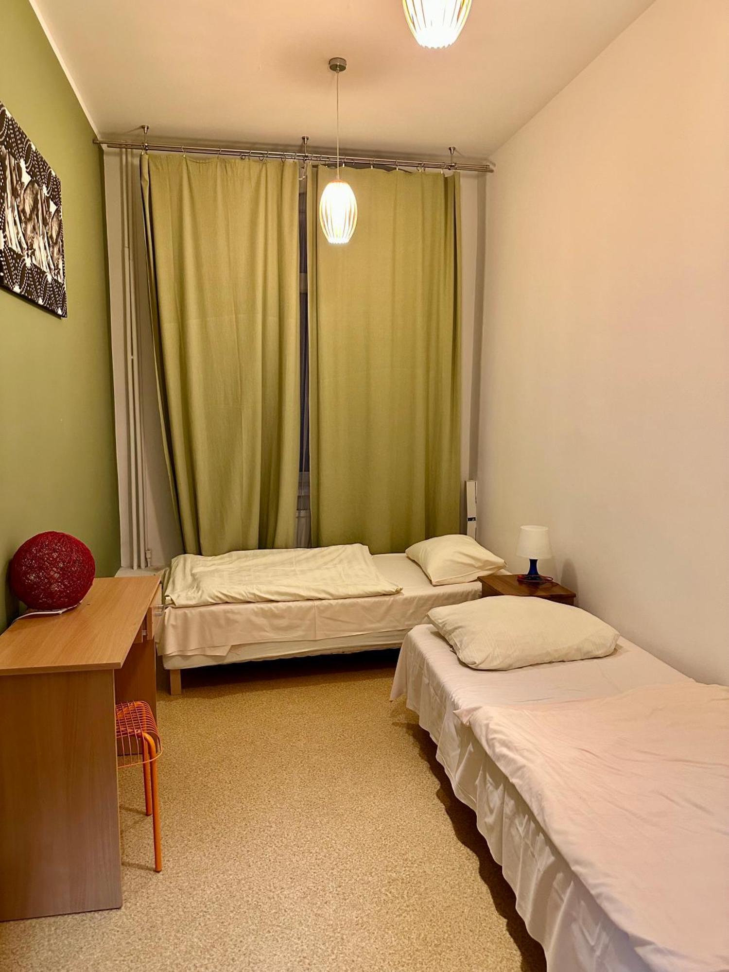 Kaktus Guest House Катовіце Екстер'єр фото